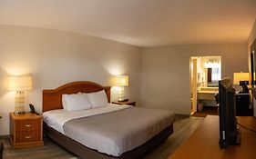Quality Inn & Suites Lake Havasu City